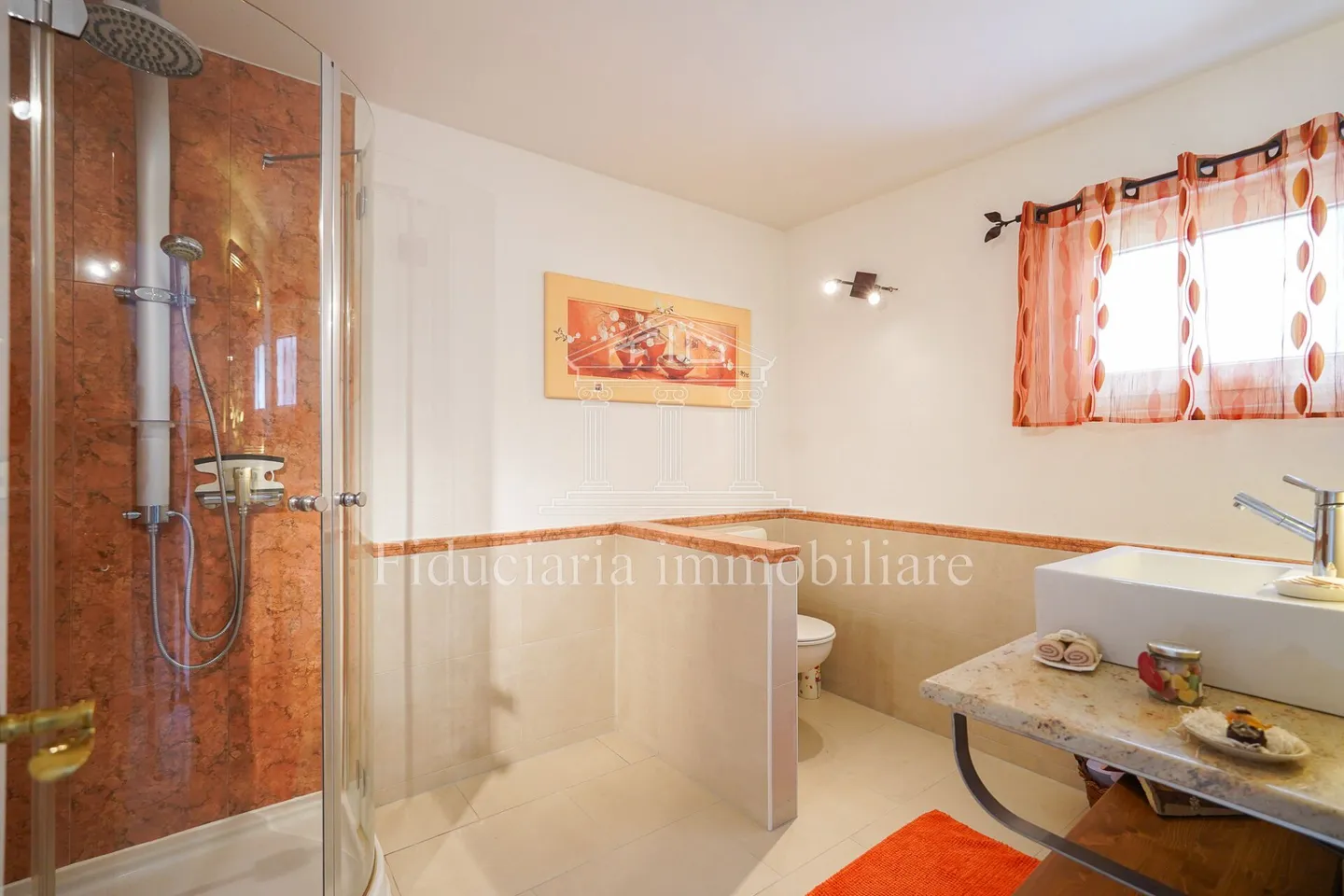 Independent House in a Magnificent Hillside Location - Nature, Sun, and Privacy - Photo 12 of 13