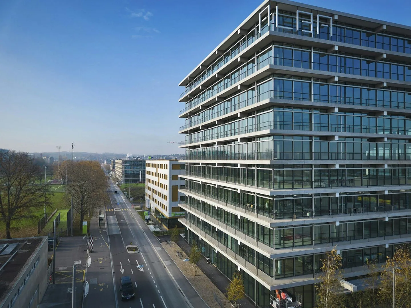 ALBA HAUS - More than an office: 245 m² in Switzerland's first Work-Life Blending Hub - Photo 1 of 10