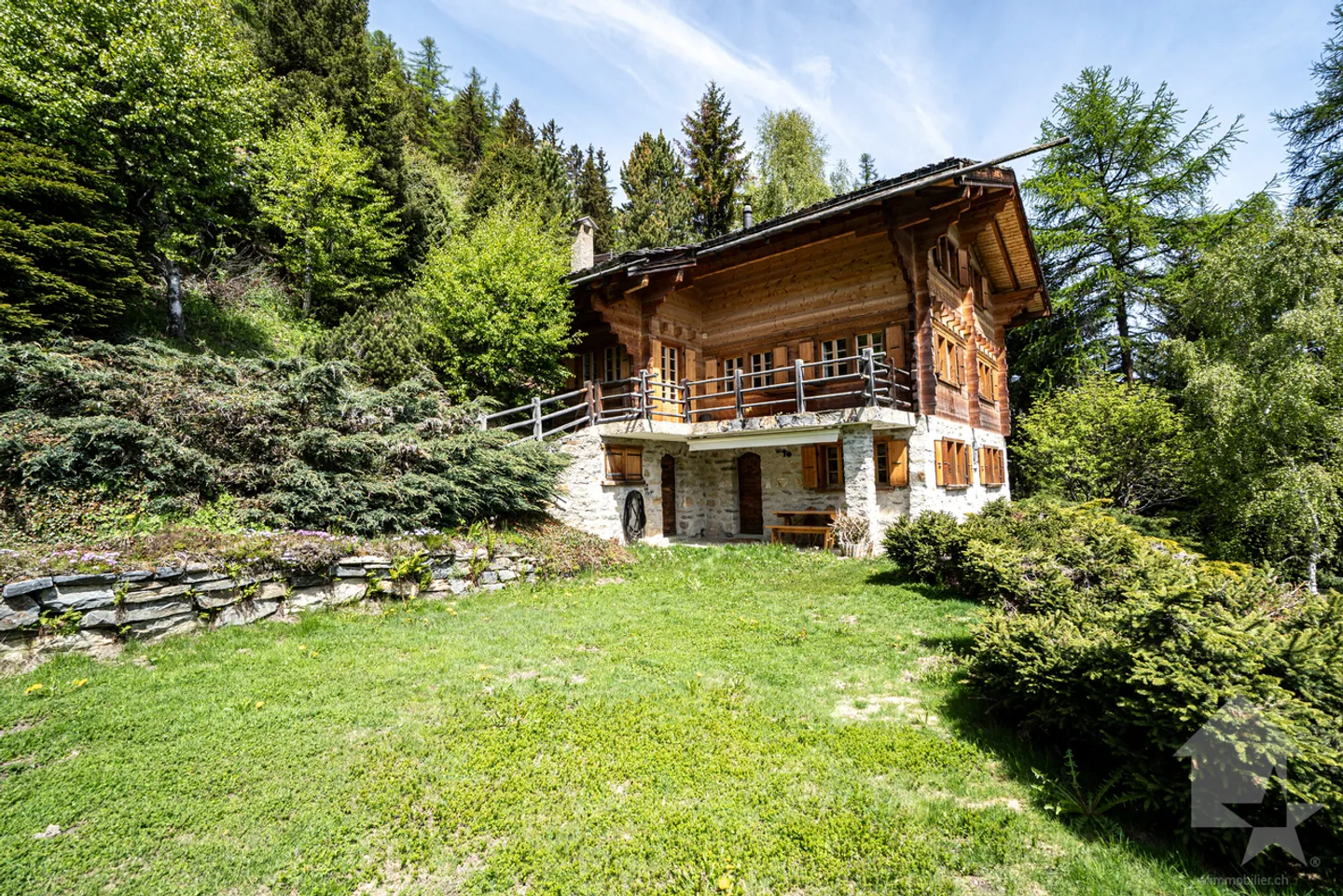 Affascinante chalet con due appartamenti - 5.5 e 2.5 stanze - Foto 30 di 32