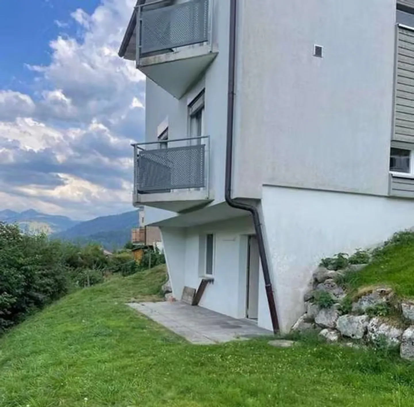Zu Verkaufen – Zwei individuelle Villen mit 5.5 Zimmern in Plasselb - Foto 13 di 14