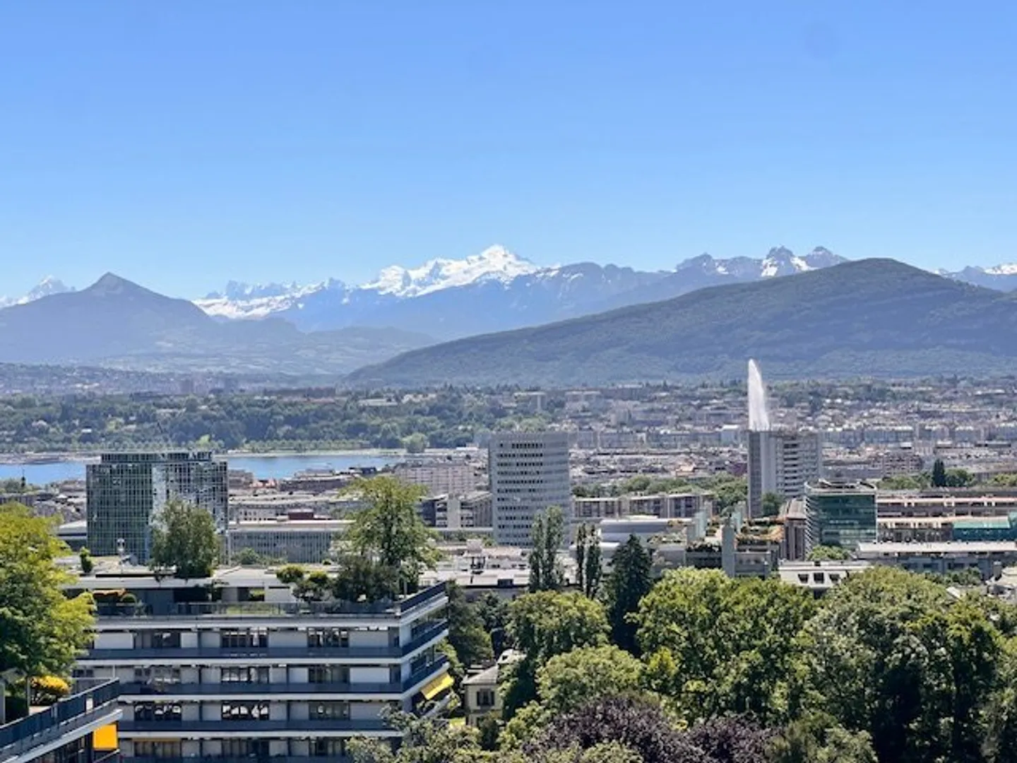 Très bel appartement avec vue sur le lac à Genève en viager - Photo 1 sur 13