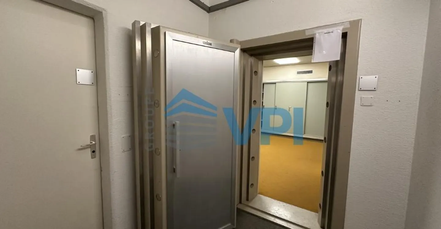 Spazio commerciale di 570 m² nel cuore di Nyon - Foto 9 di 13