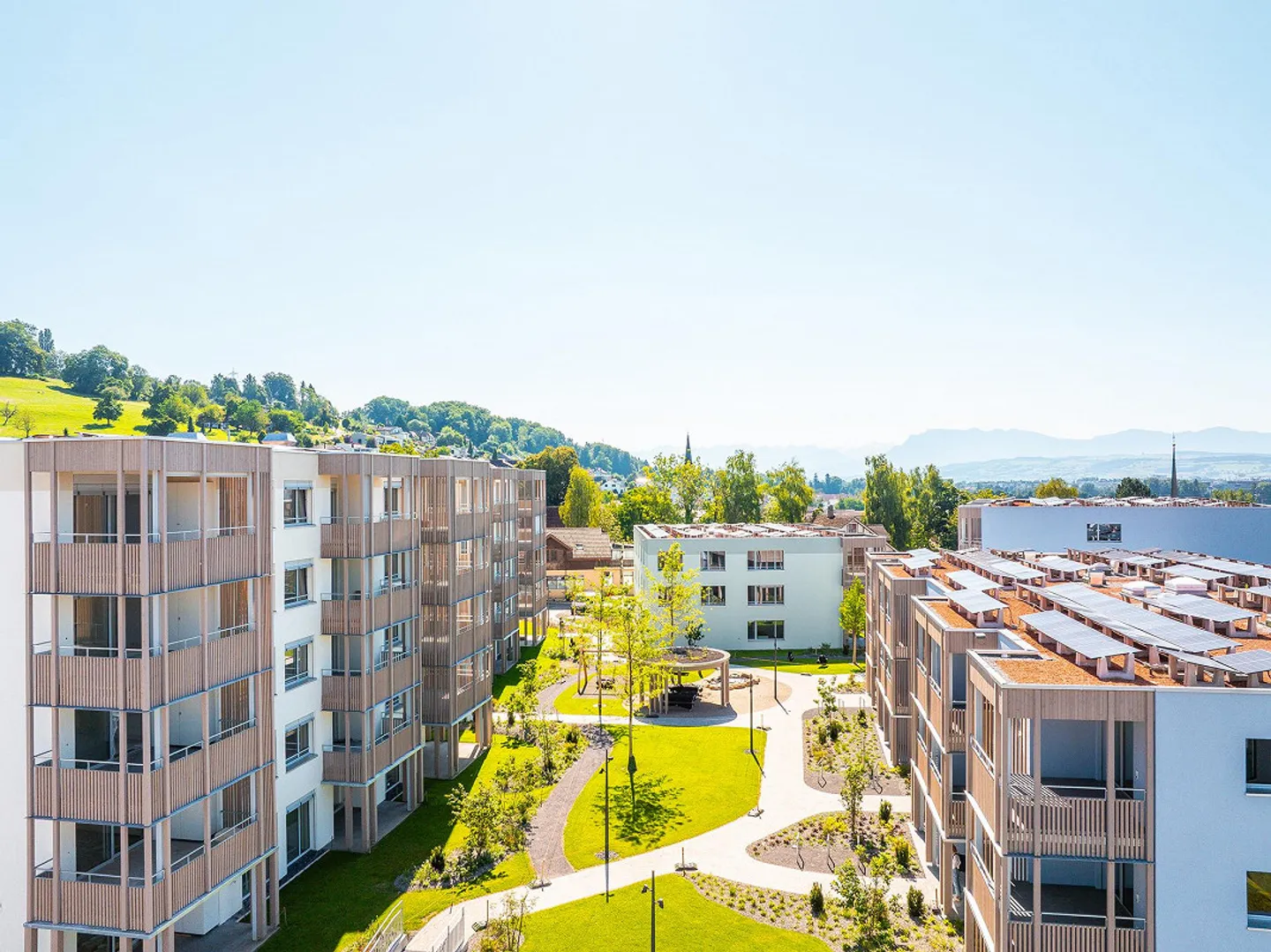 Familienfreundliche Wohnung mit Sportplatz und Schule in der Nähe - Foto 5 von 12