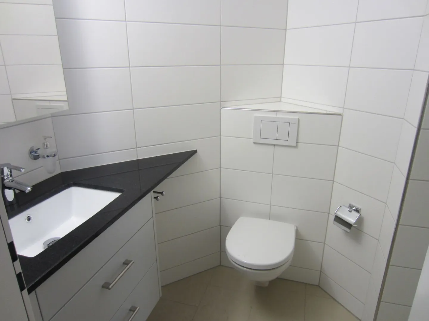 Luxurious 1-room studio - Photo 7 of 9