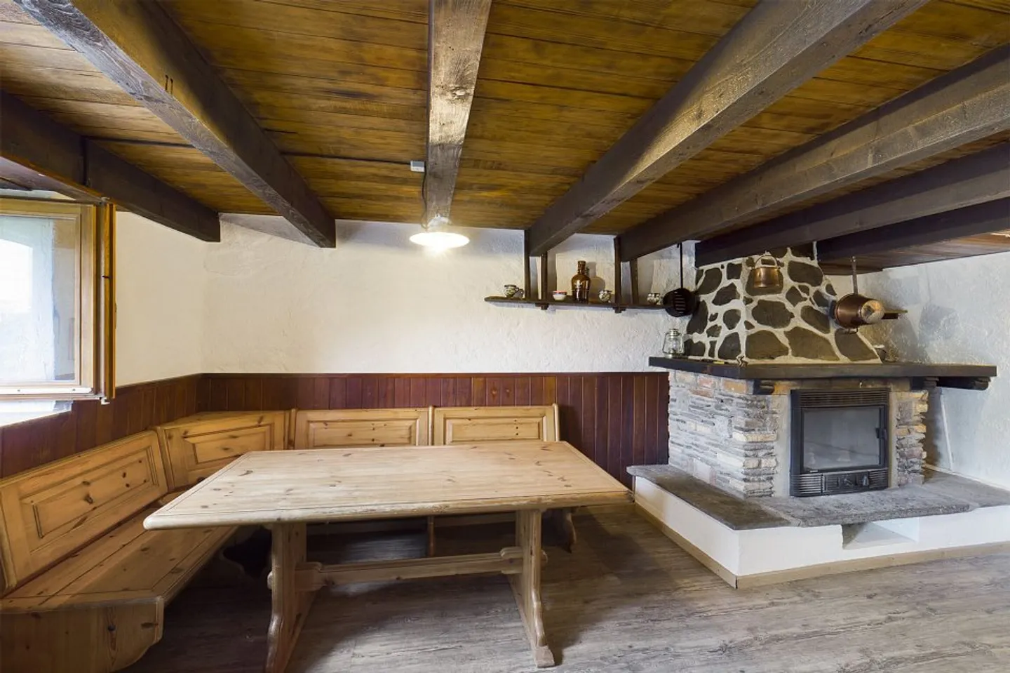 Fully renovated Ticino Rustico for your holidays - Photo 8 of 13