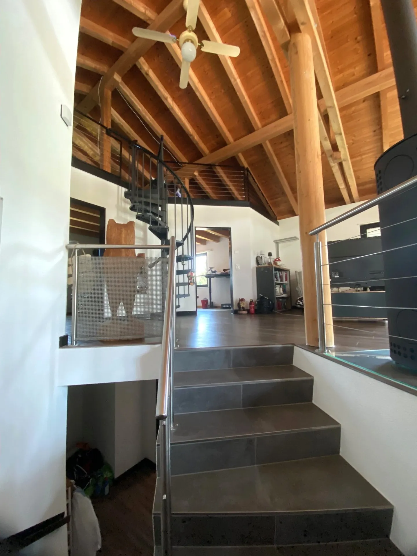 Magnifique maison individuelle rénovée de 6,5 pièces à Walperswil dans un endroit calme. - Photo 21 sur 38