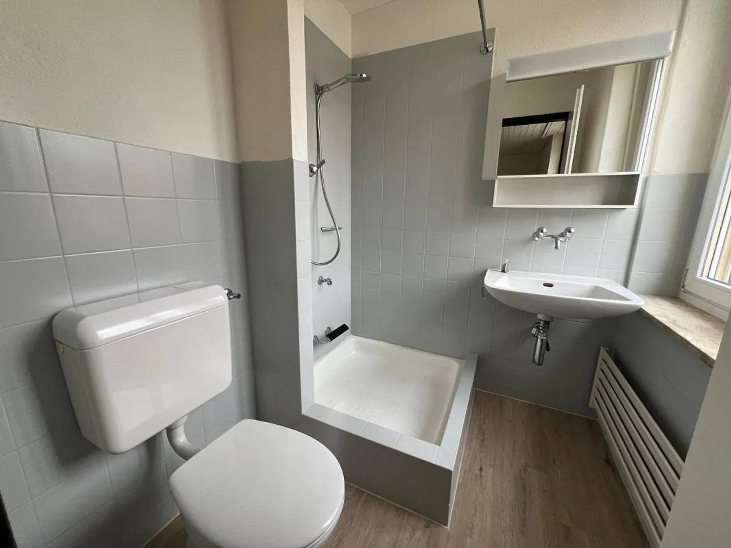 Studio direttamente alla stazione di Wil - Foto 4 di 5