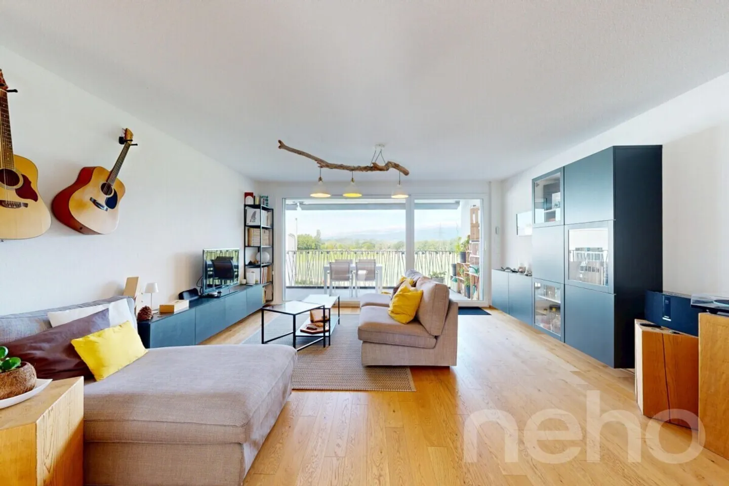 Superb apartment with terrace in absolute calm in Bussigny - Photo 1 of 12