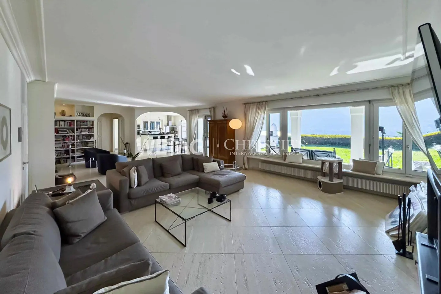 Lugano-Figino: Elegant villa with breathtaking views of Lake Lugano & indoor pool for sale - Photo 4 of 12