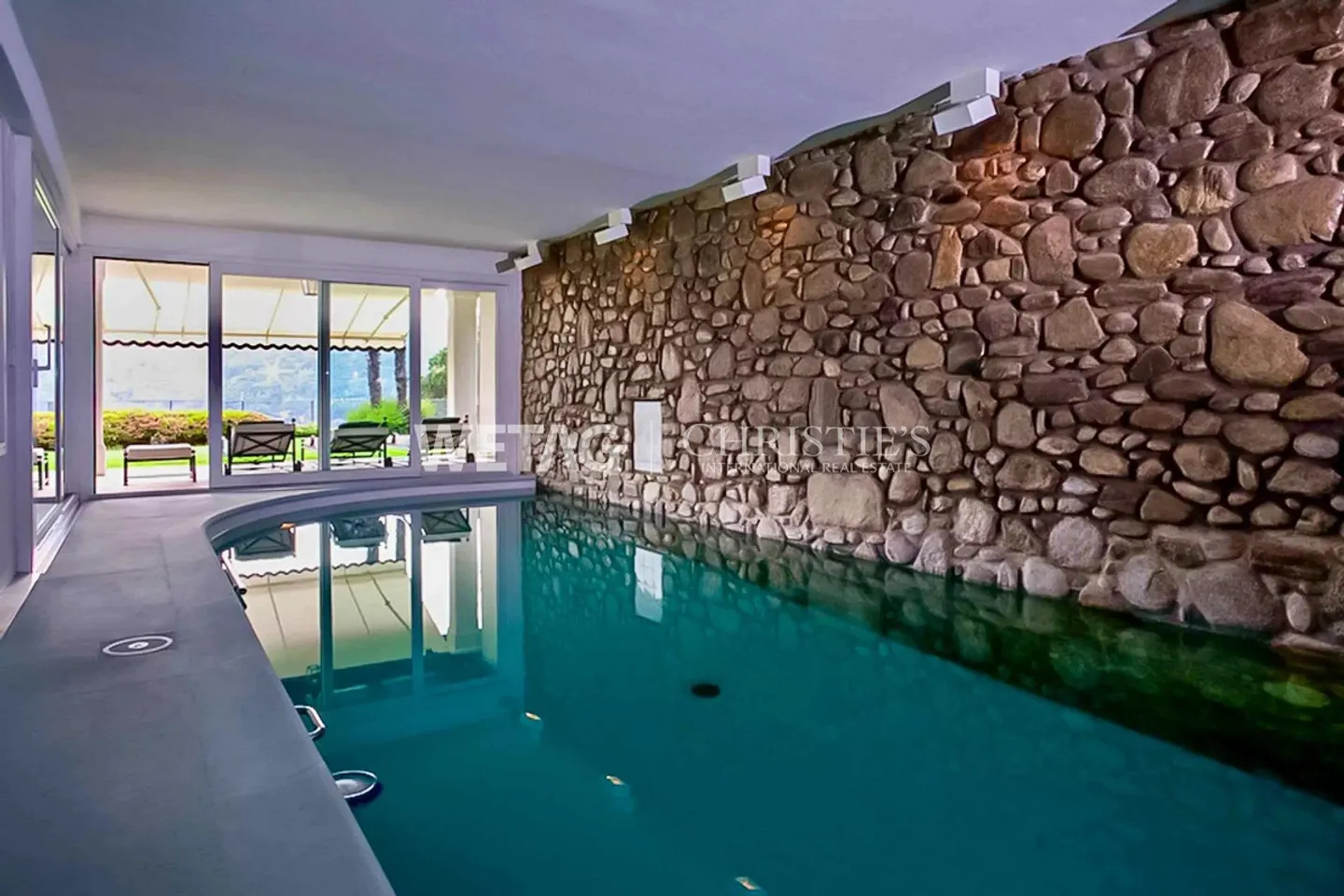 Lugano-Figino: Elegant villa with breathtaking views of Lake Lugano & indoor pool for sale - Photo 6 of 12