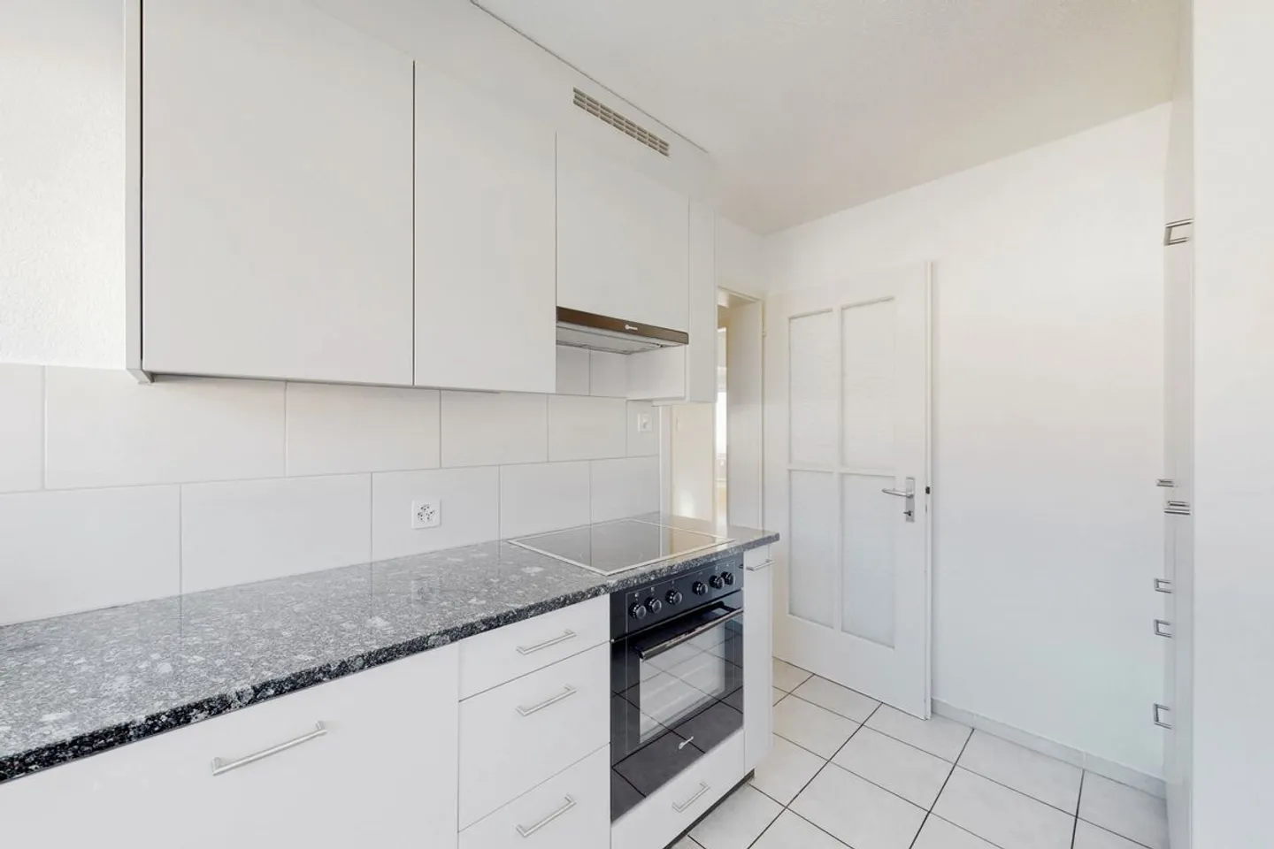 FRESHLY RENOVATED IN A GOOD LOCATION - Photo 3 of 9