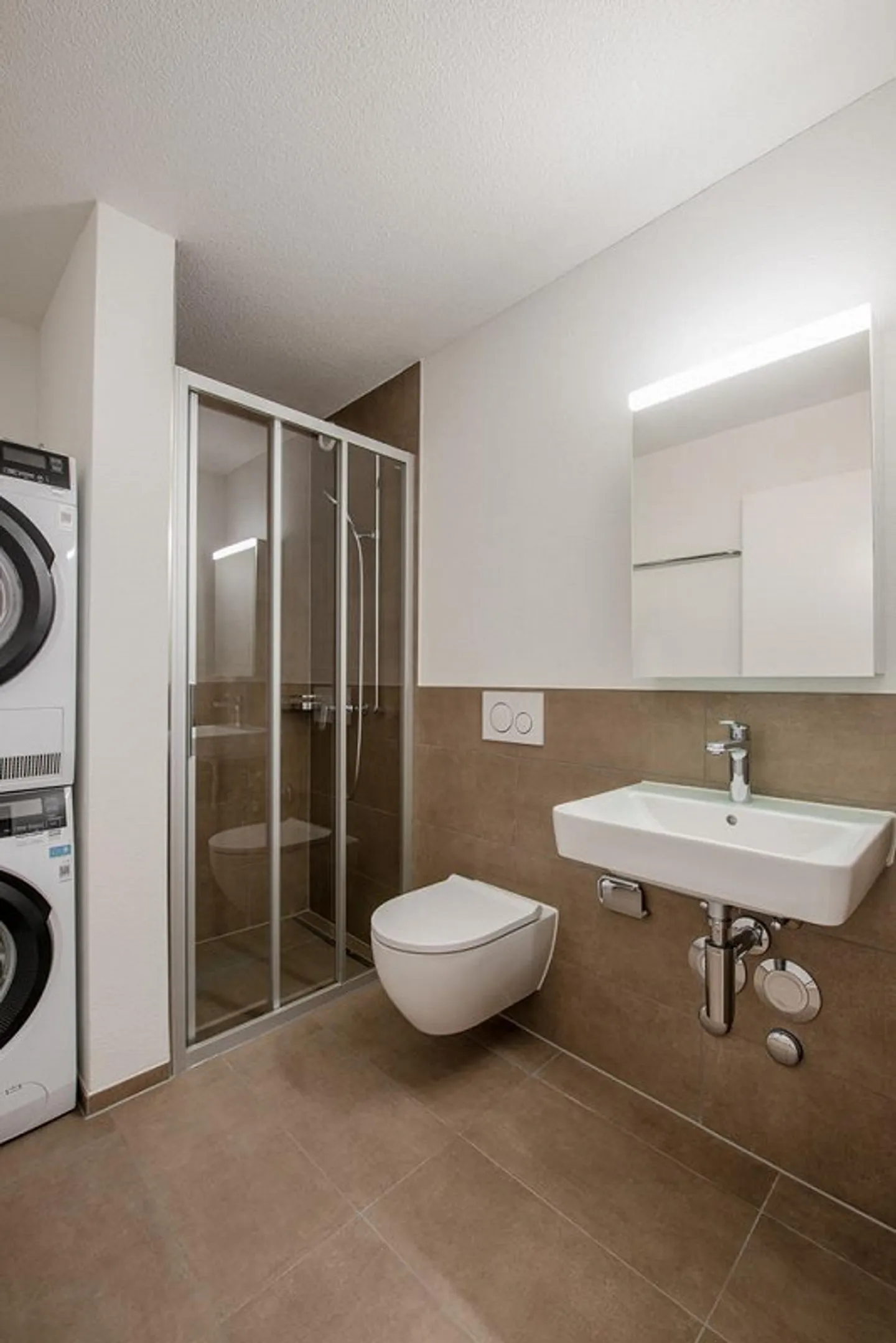 ERSTBEZUG - Moderne, renovierte Wohnungen für Paare und Einzelpersonen - Foto 3 von 8