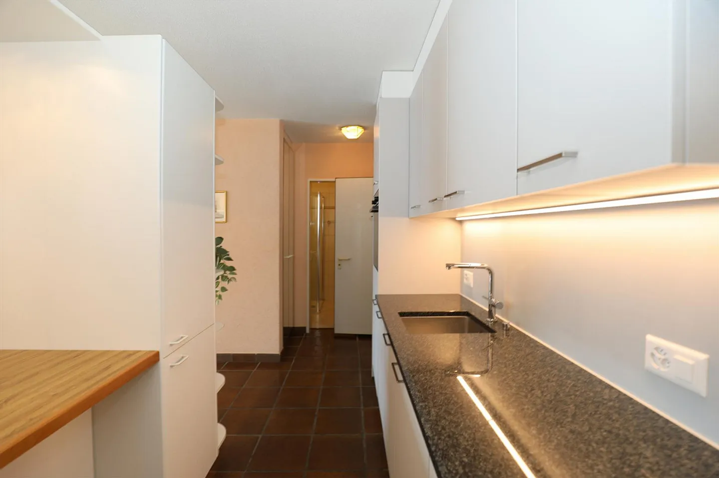 2-room condominium with magnificent views of Lake Maggiore - Photo 12 of 23