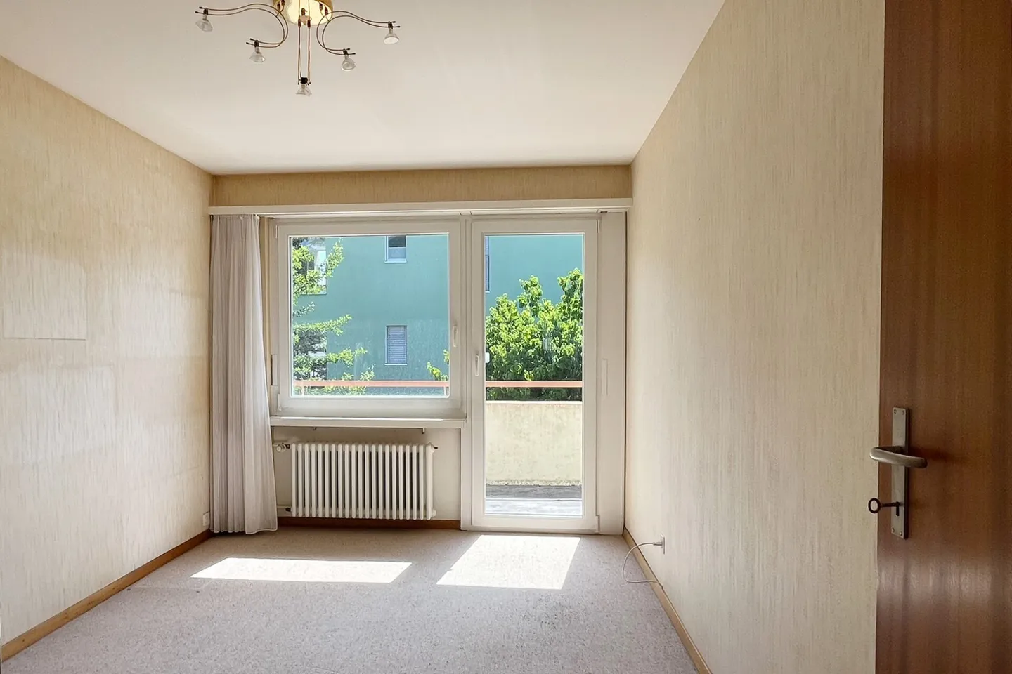 Single-family house with garden in a quiet residential area - Photo 8 of 15