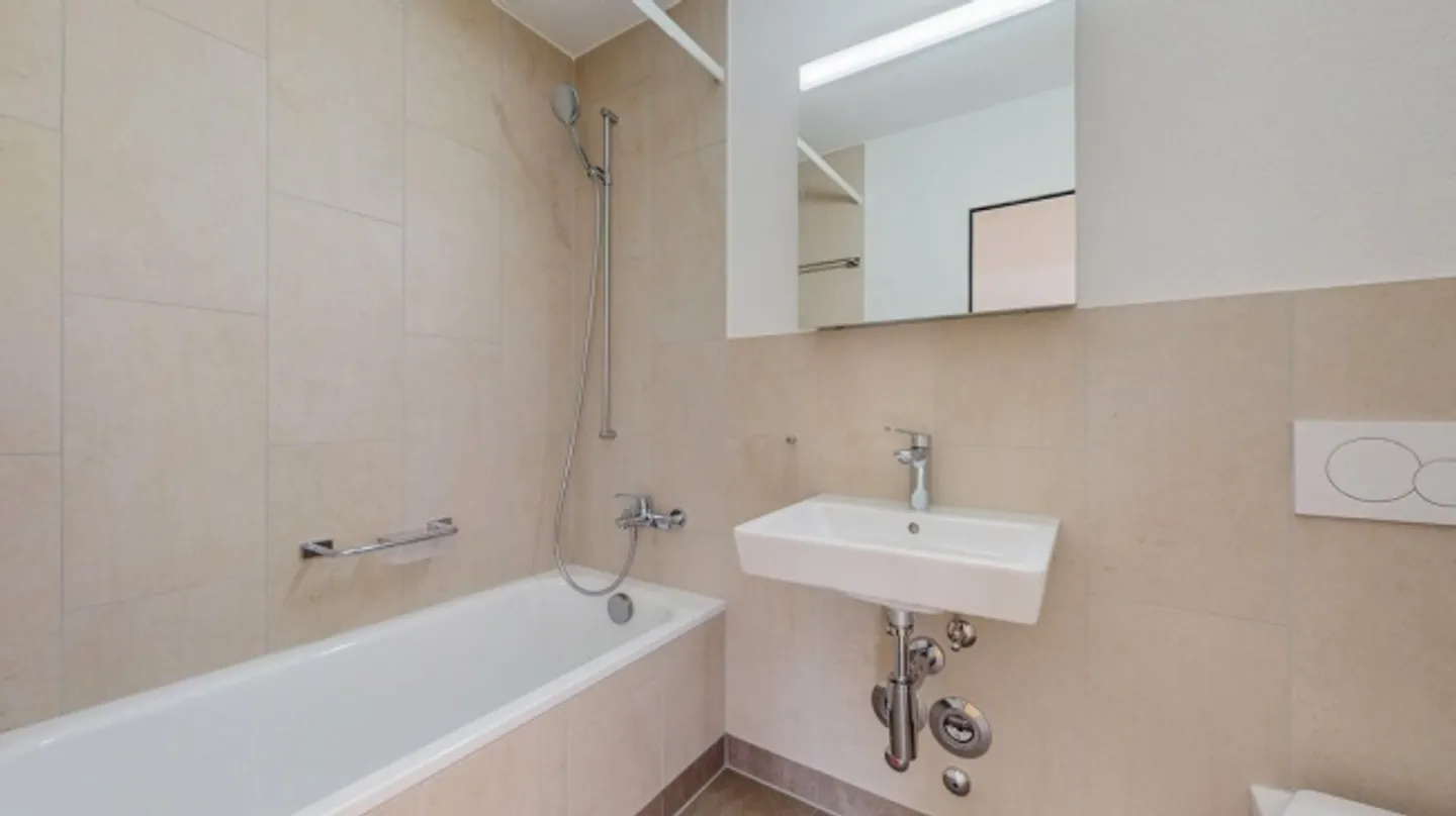 Alles erreichbar in kurzen Gehdistanzen - Ihr neues Zuhause! - Foto 7 von 9