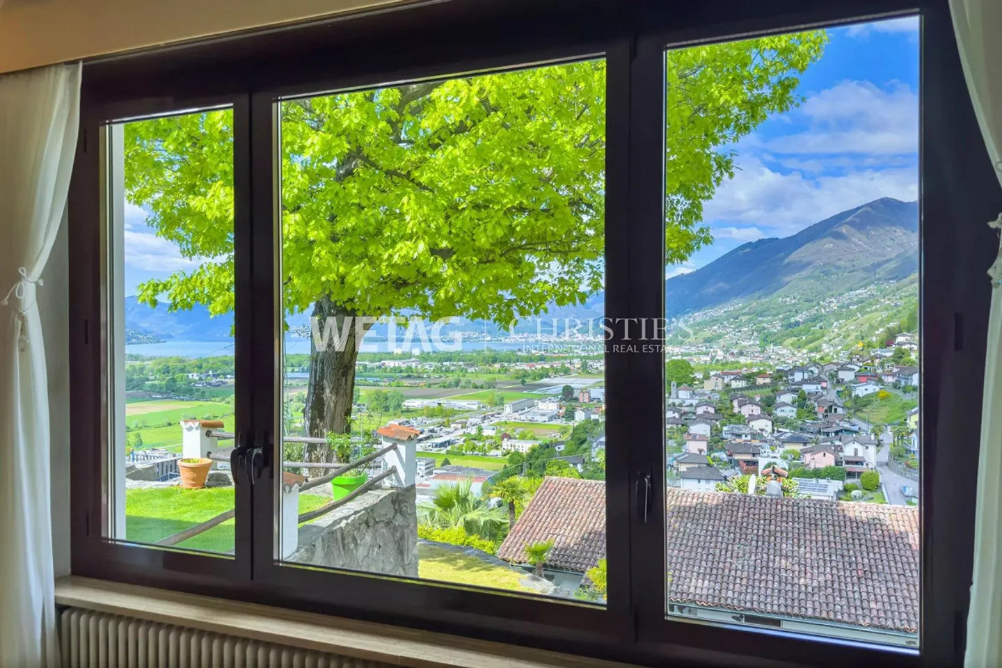 Mittelmeer Villa mit Garten - Foto 4 von 11