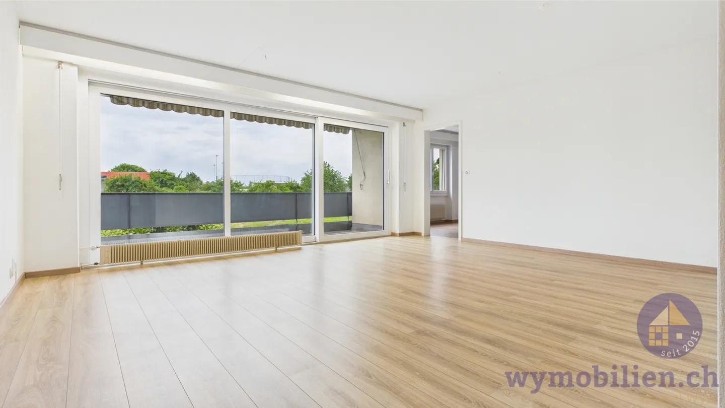 Appartement pratique et lumineux de 4,5 pièces à Kernenried - Photo 1 sur 12