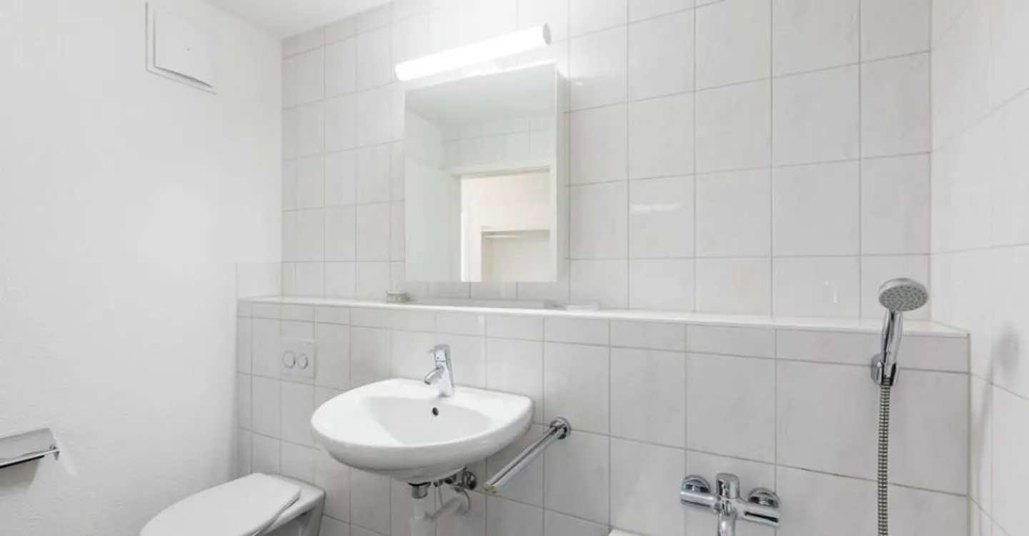 Plenty of space for your new home - 4.5 rooms with sunny terrace - Photo 6 of 9