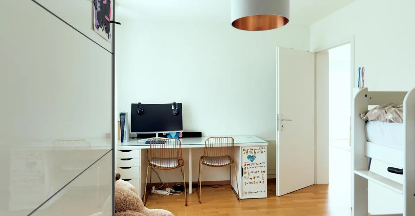 Modernes 3,5-Zimmer-Apartment - Foto 3 von 9