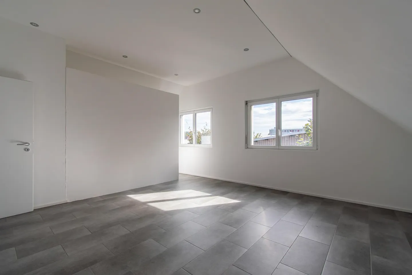 Appartamento di 2,5 locali di alta qualità con loggia - Foto 9 di 13