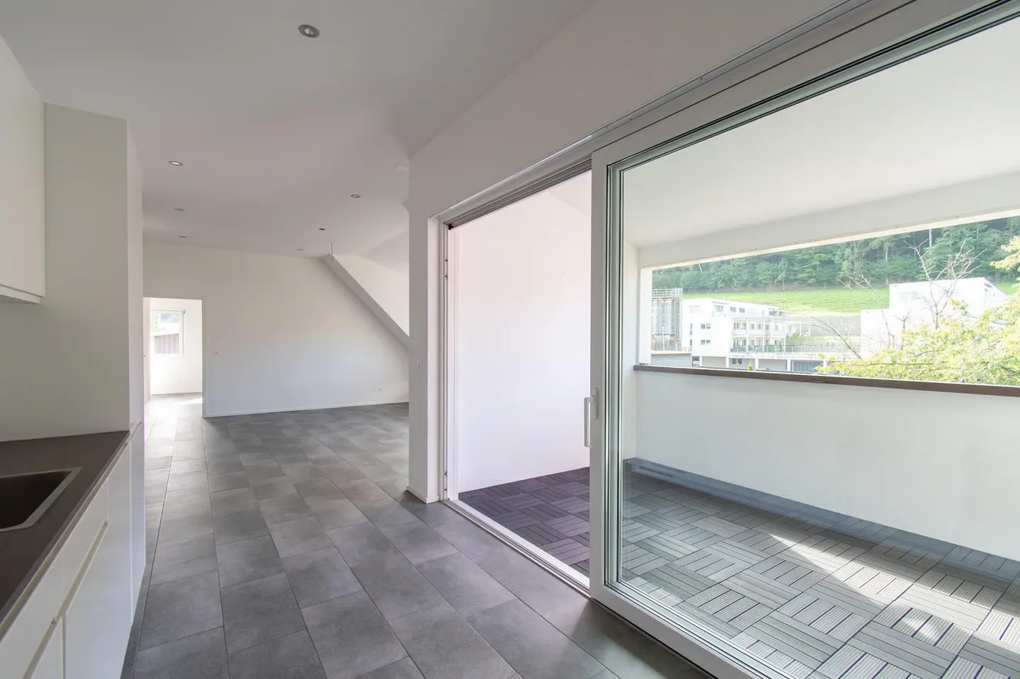 Appartamento di 2,5 locali di alta qualità con loggia - Foto 6 di 13