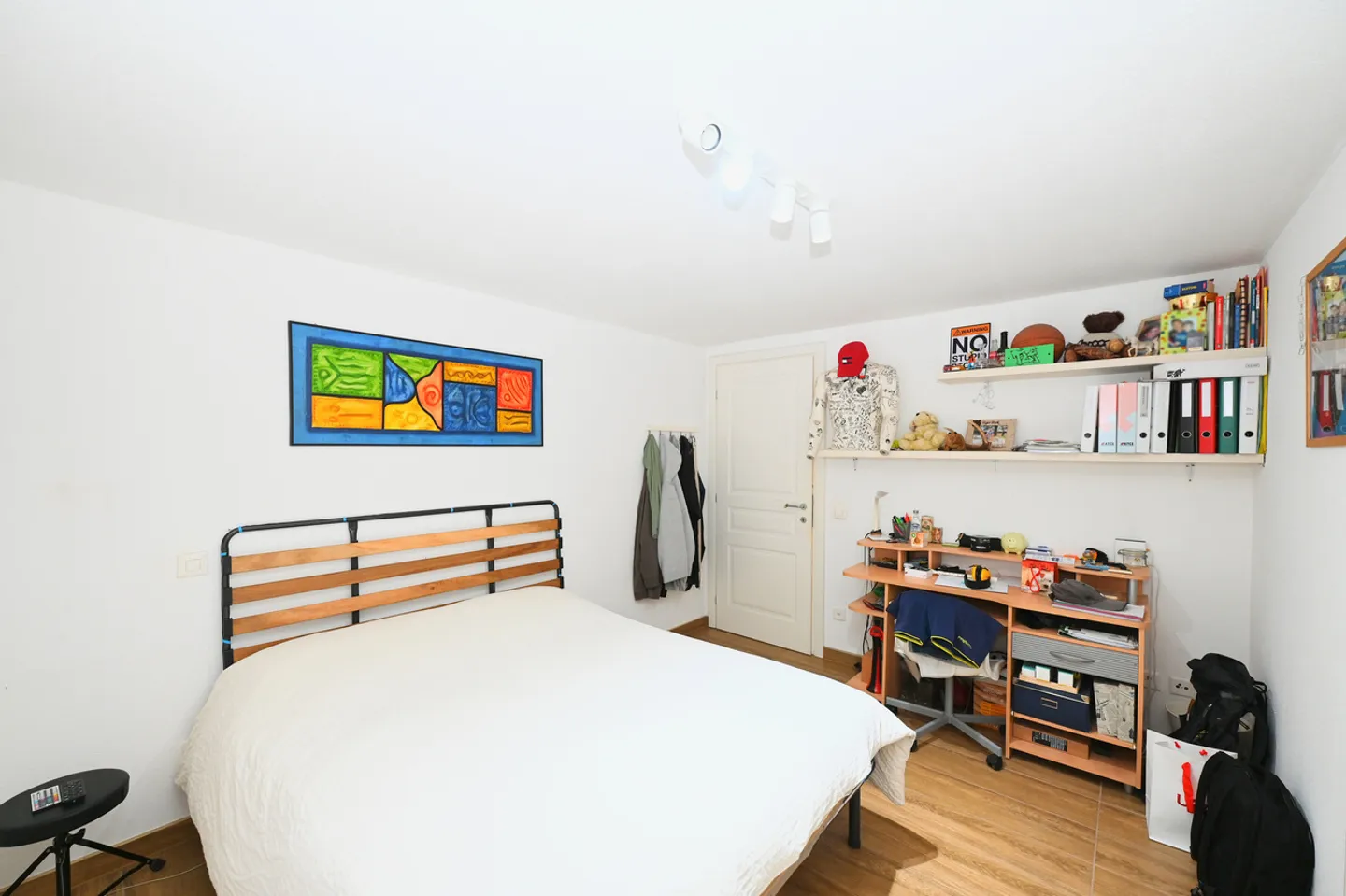 Moderne Einfamilienhaus mit Garten und Panoramablick - Foto 14 von 18