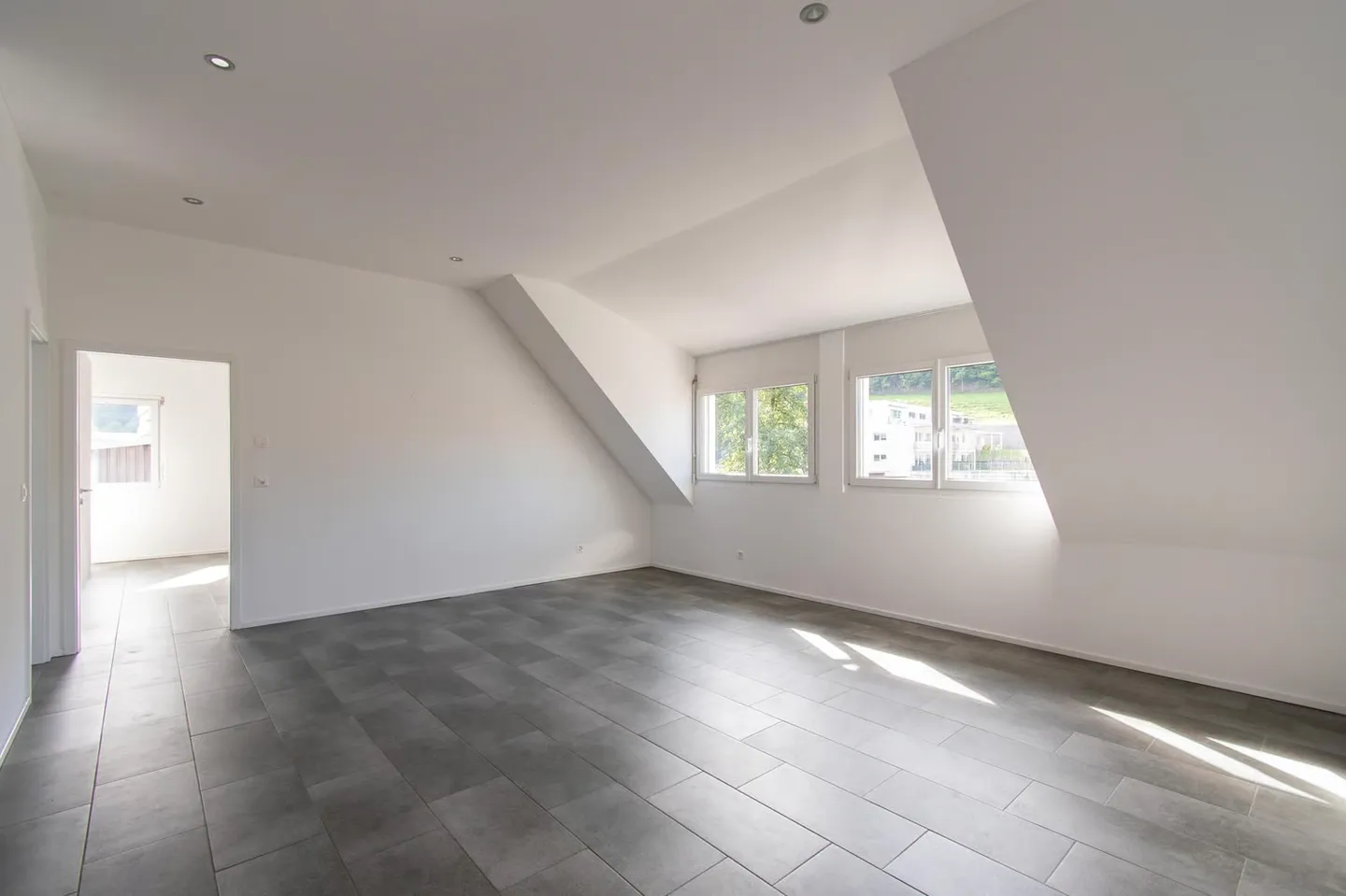 Appartamento di 2,5 locali di alta qualità con loggia - Foto 7 di 13
