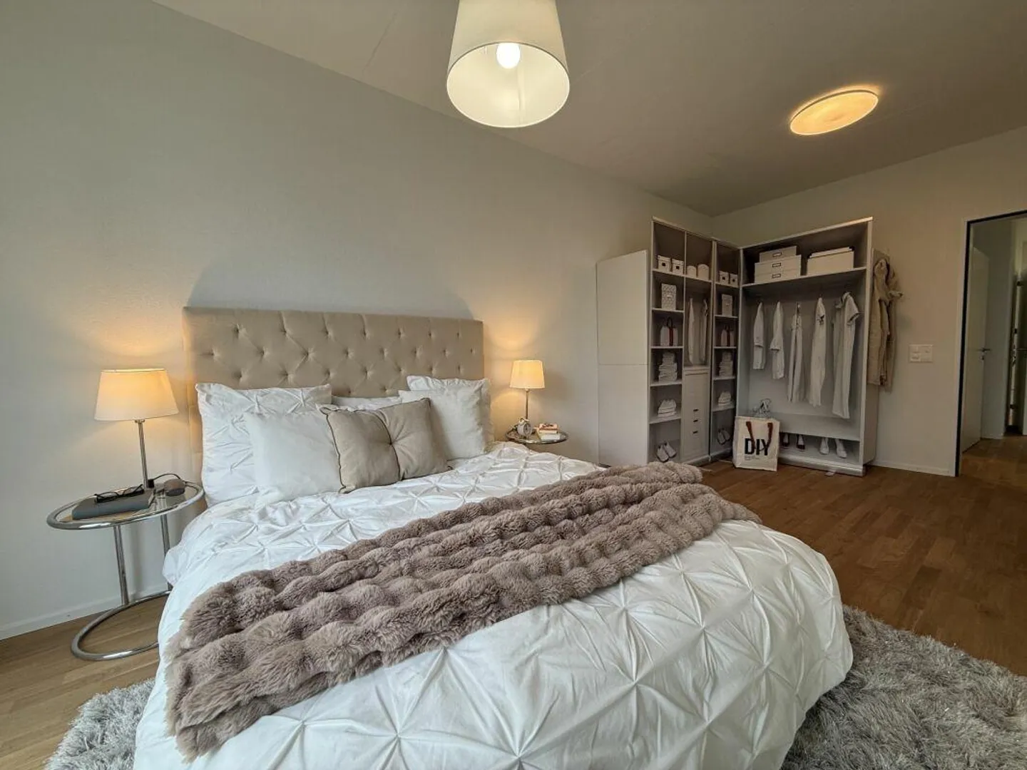 Living with Service - Belano Home - Spacious 3.5 Room Apartment... - Photo 2 of 12