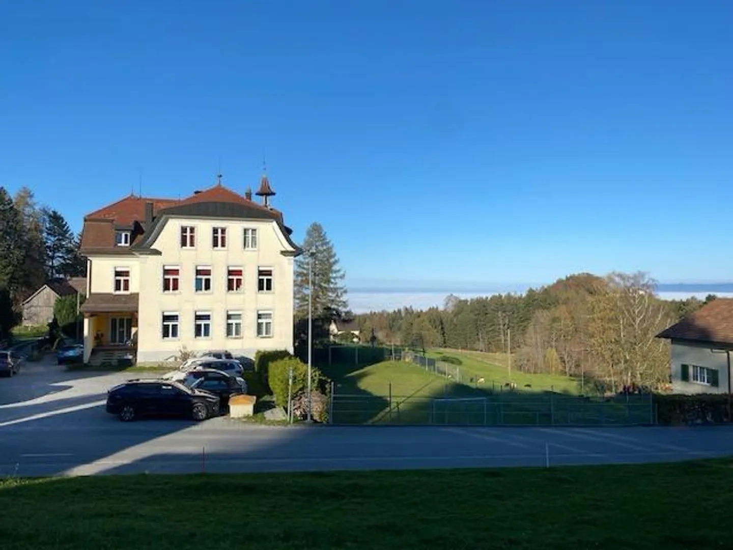 Appartamento di lusso soleggiato di 4 1/2 stanze - Foto 14 di 14