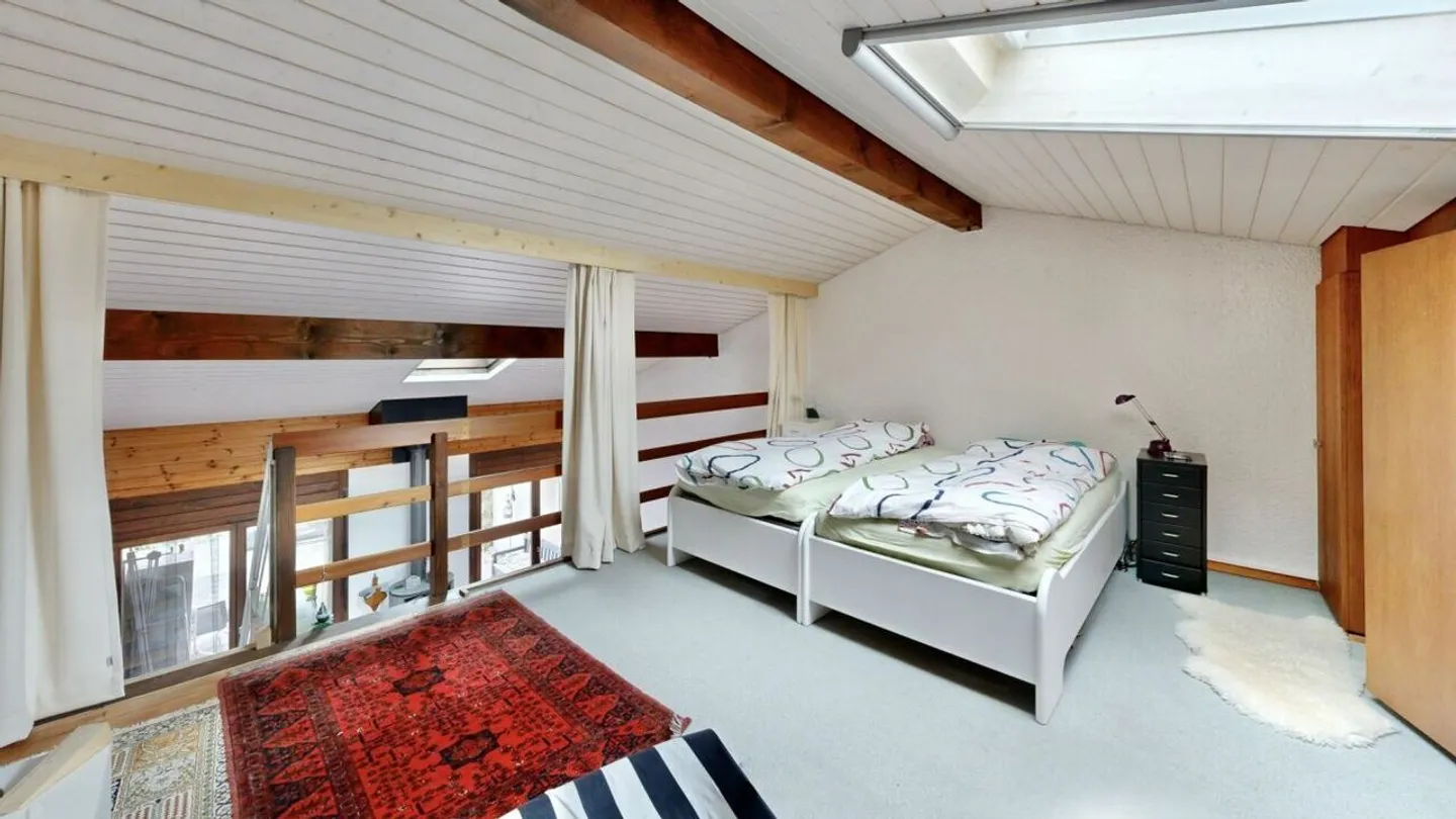 Affascinante Casa a Schiera con Galleria Vicino al Lago - Foto 5 di 10