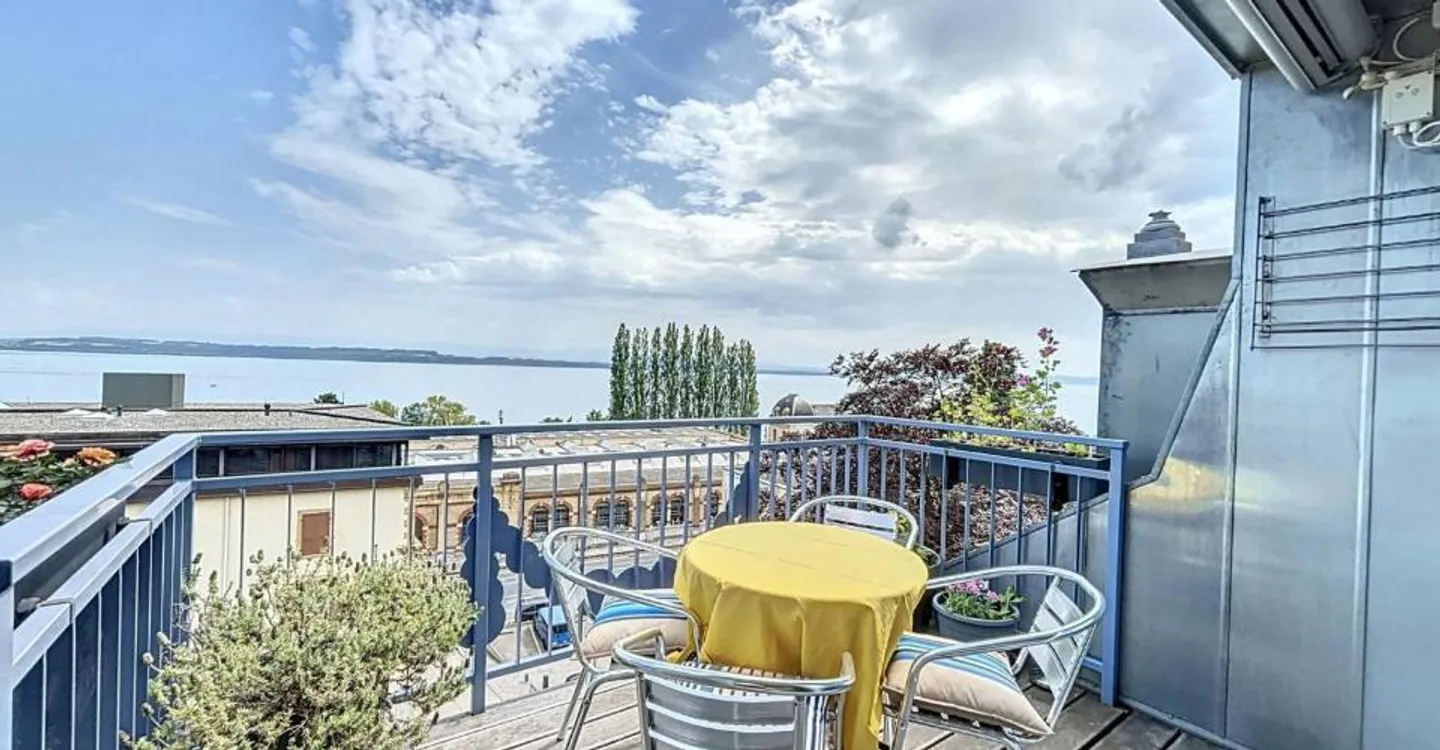 Stunning Duplex with Lake View - Photo 2 of 12