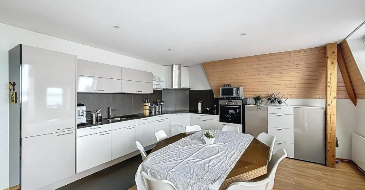 Stunning Duplex with Lake View - Photo 3 of 12