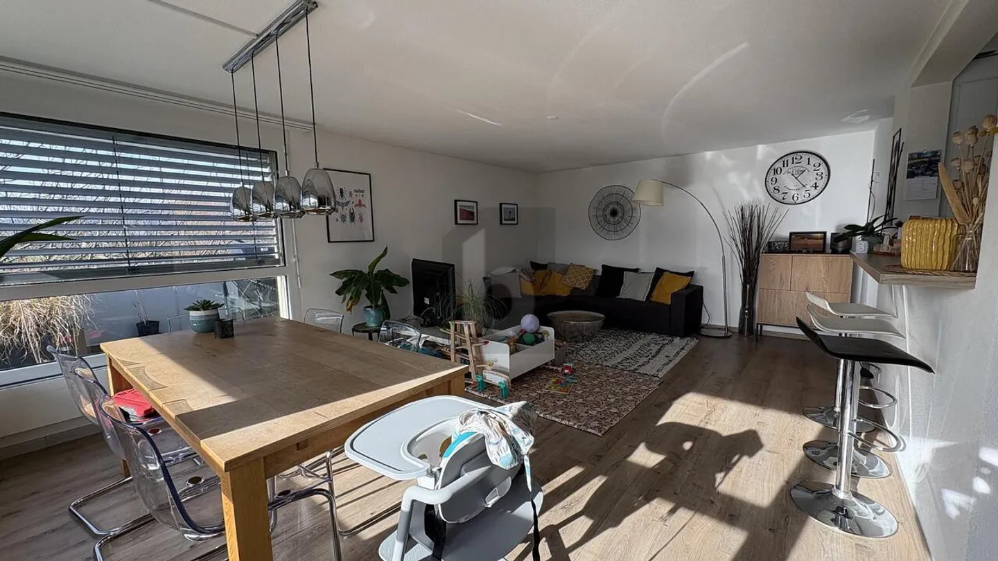 Geräumiges Penthouse mit Blick - Foto 2 von 6