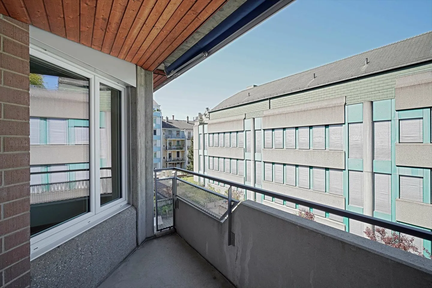 Apartment for rent - Photo 8 of 9