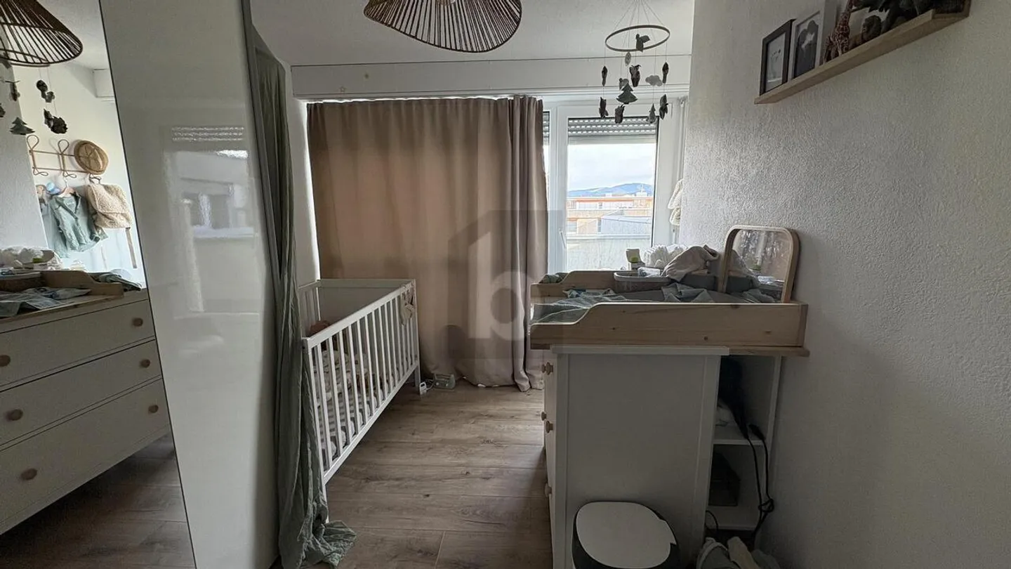 Geräumiges Penthouse mit Blick - Foto 4 von 6