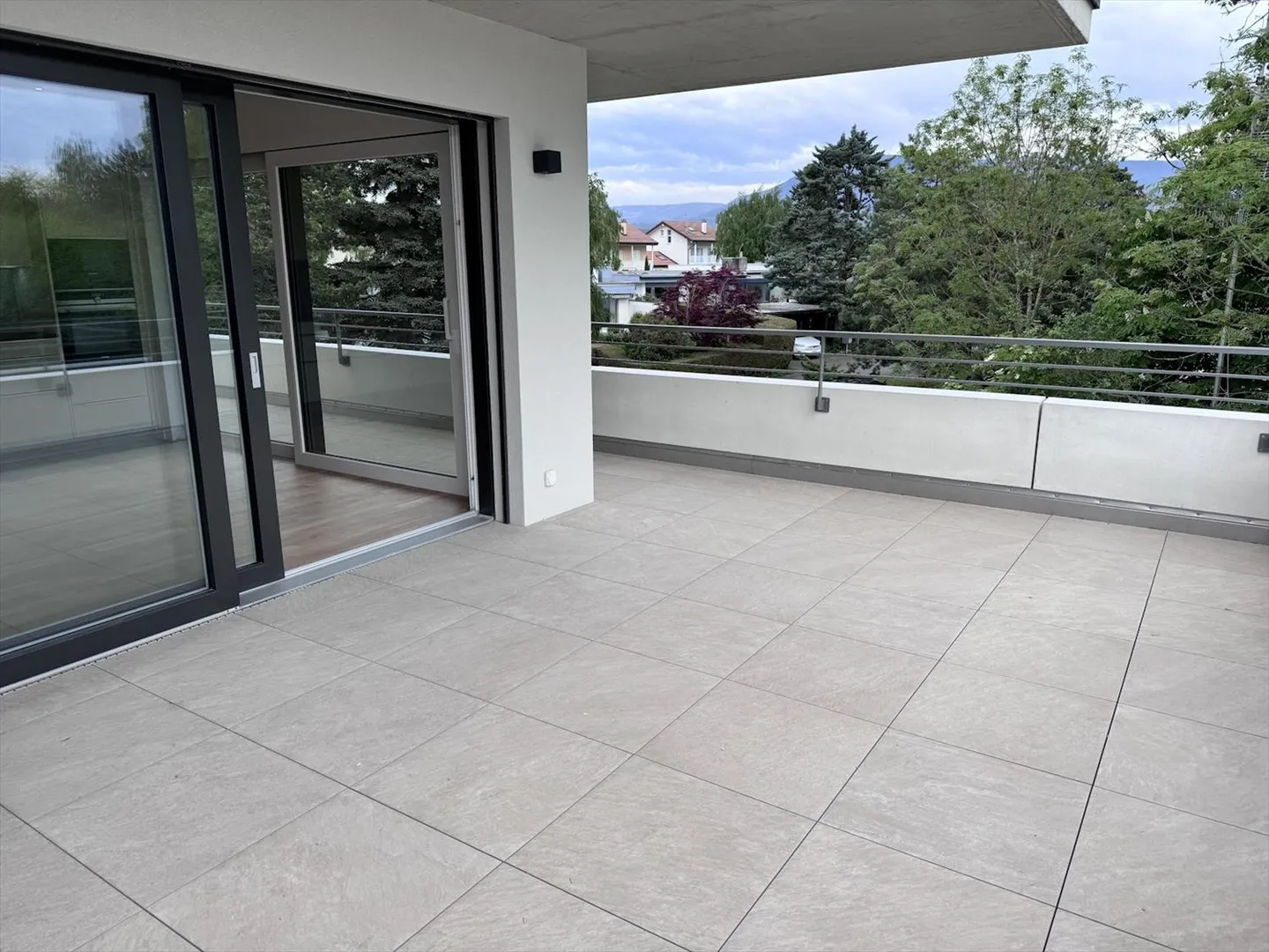 Appartamento 5 locali - Foto 1 di 6