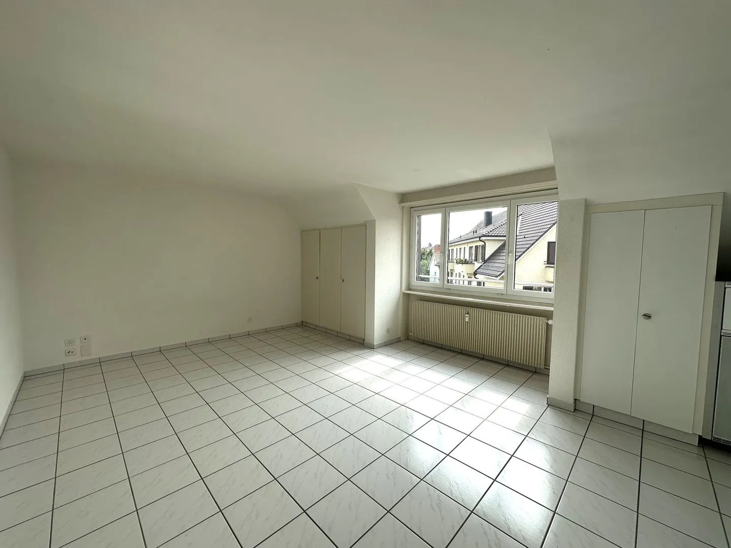 Bright and modern studio in the Weissenbühl district - Photo 3 of 4