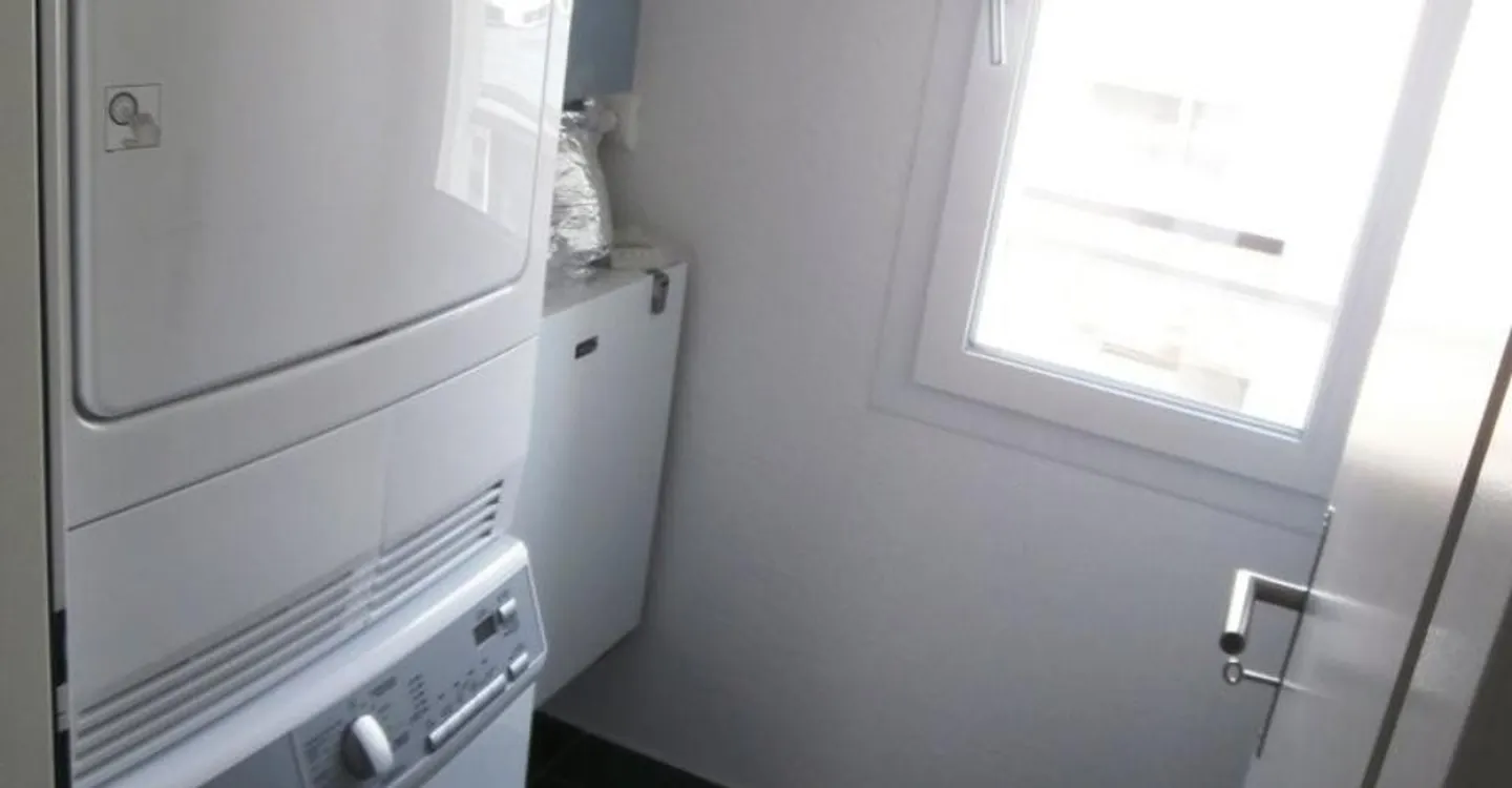 Modernes 3.5-Zimmer-Apartment - Foto 9 von 10