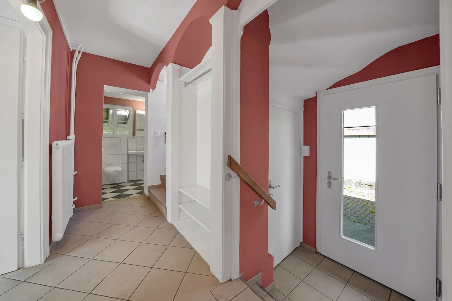 Charming, Central Single-Family Home with Garden in Herzogenbuchsee - Photo 9 of 19