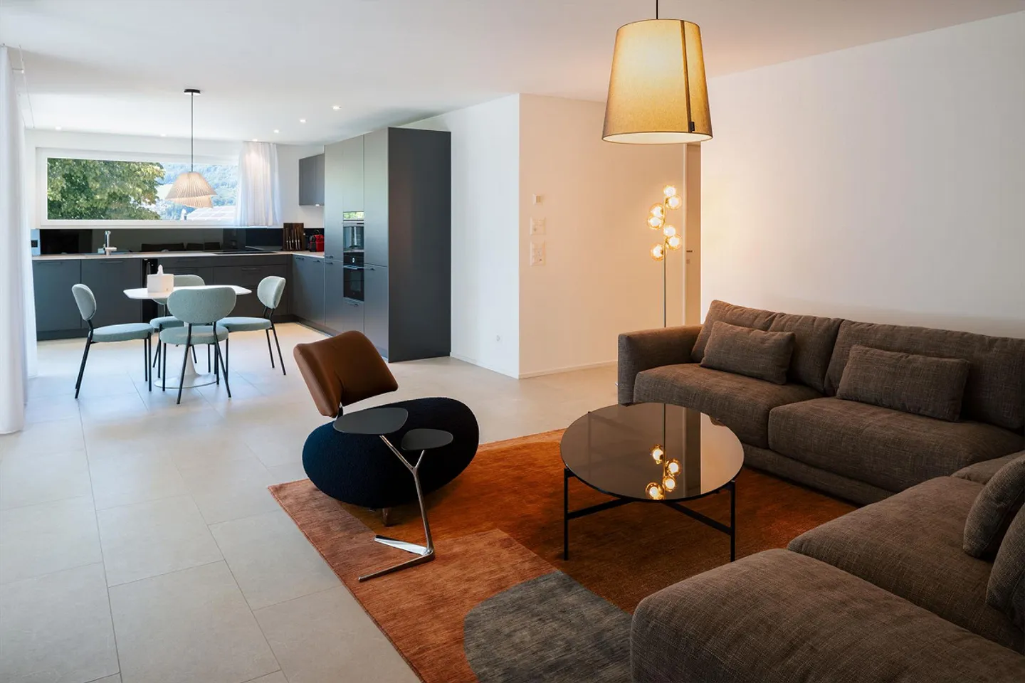 Appartamento esclusivo di 5,5 stanze con vista lago e accesso diretto all'ascensore - Foto 9 di 15