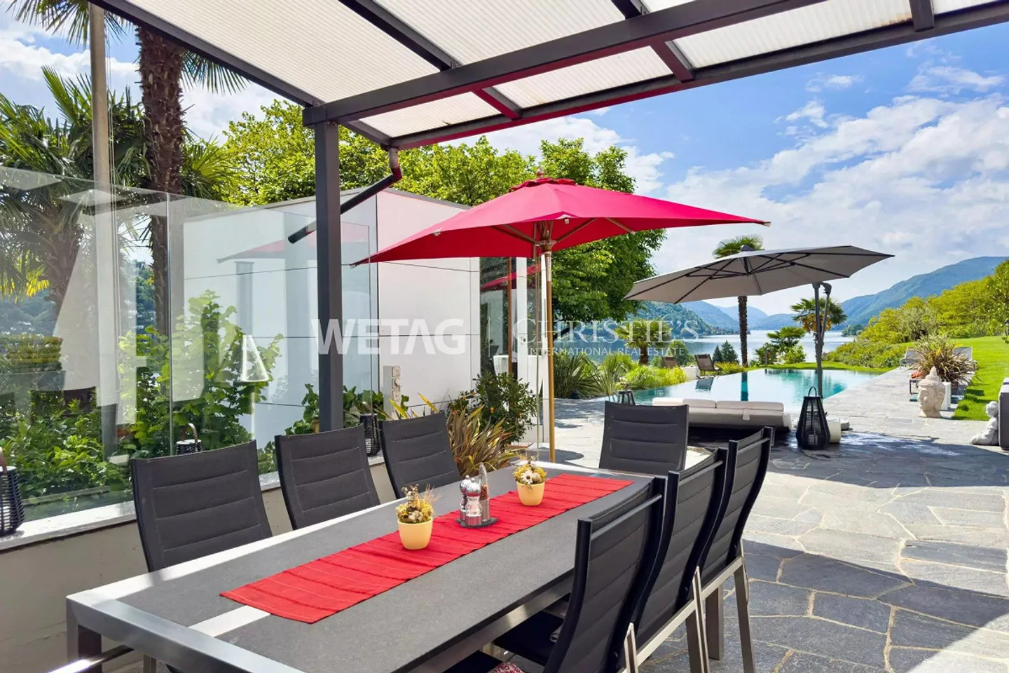 Elegante Villa mit Infinity-Pool - Foto 13 von 13