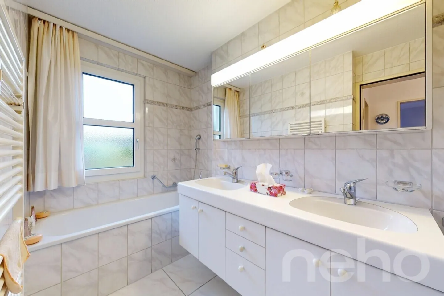 Grosszügiges Haus mit Garten, Doppelgarage und Tempo-30-Lage - Foto 9 von 12