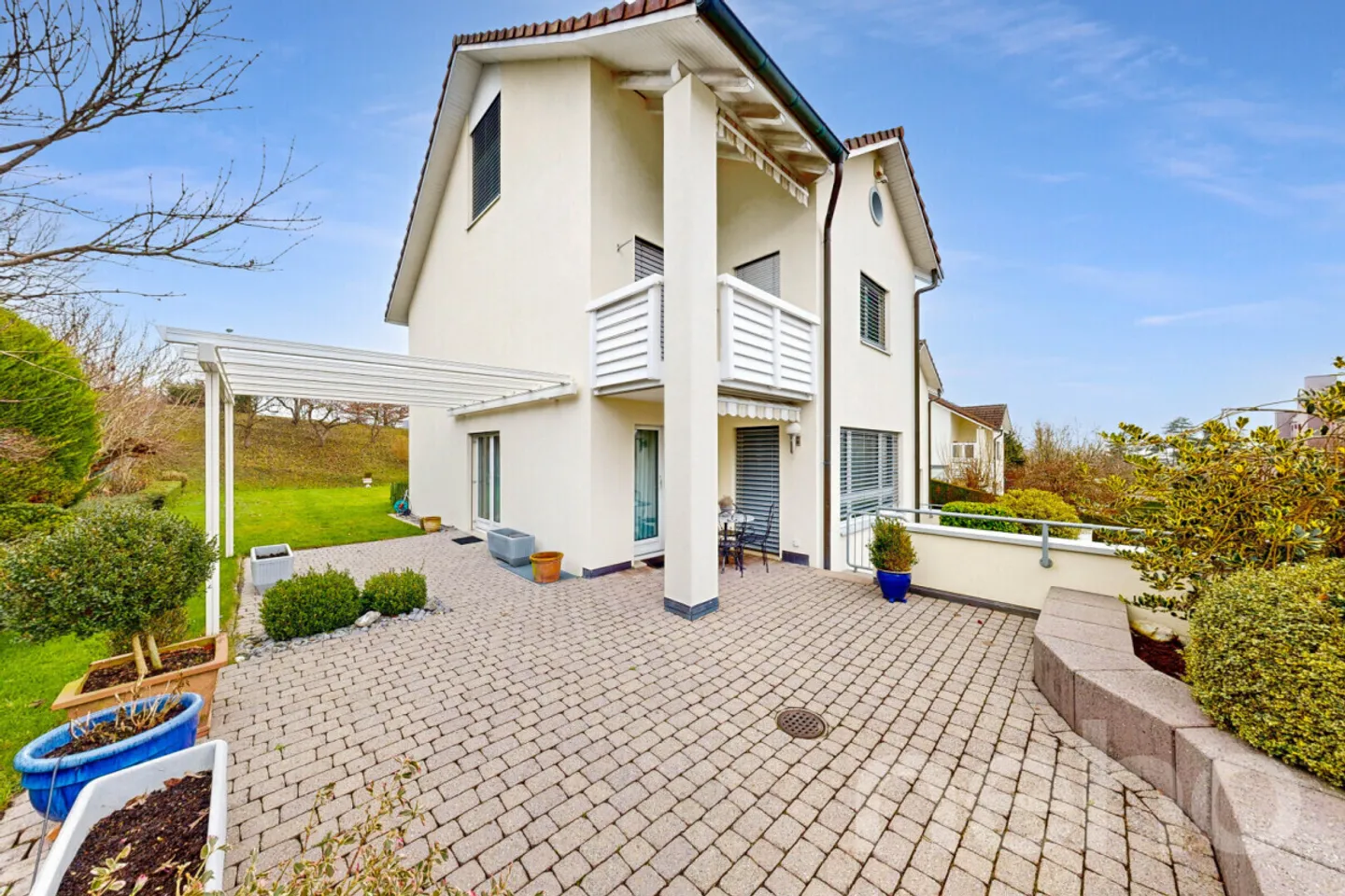 Grosszügiges Haus mit Garten, Doppelgarage und Tempo-30-Lage - Foto 11 von 12