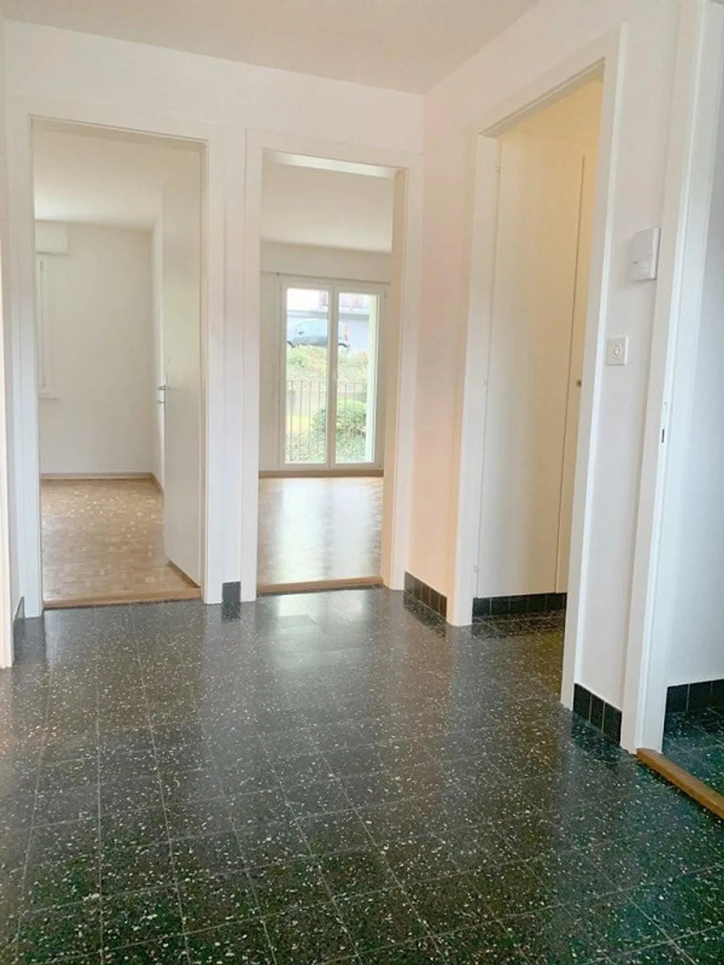 Zona tranquilla sulle alture di Vevey - Foto 7 di 11