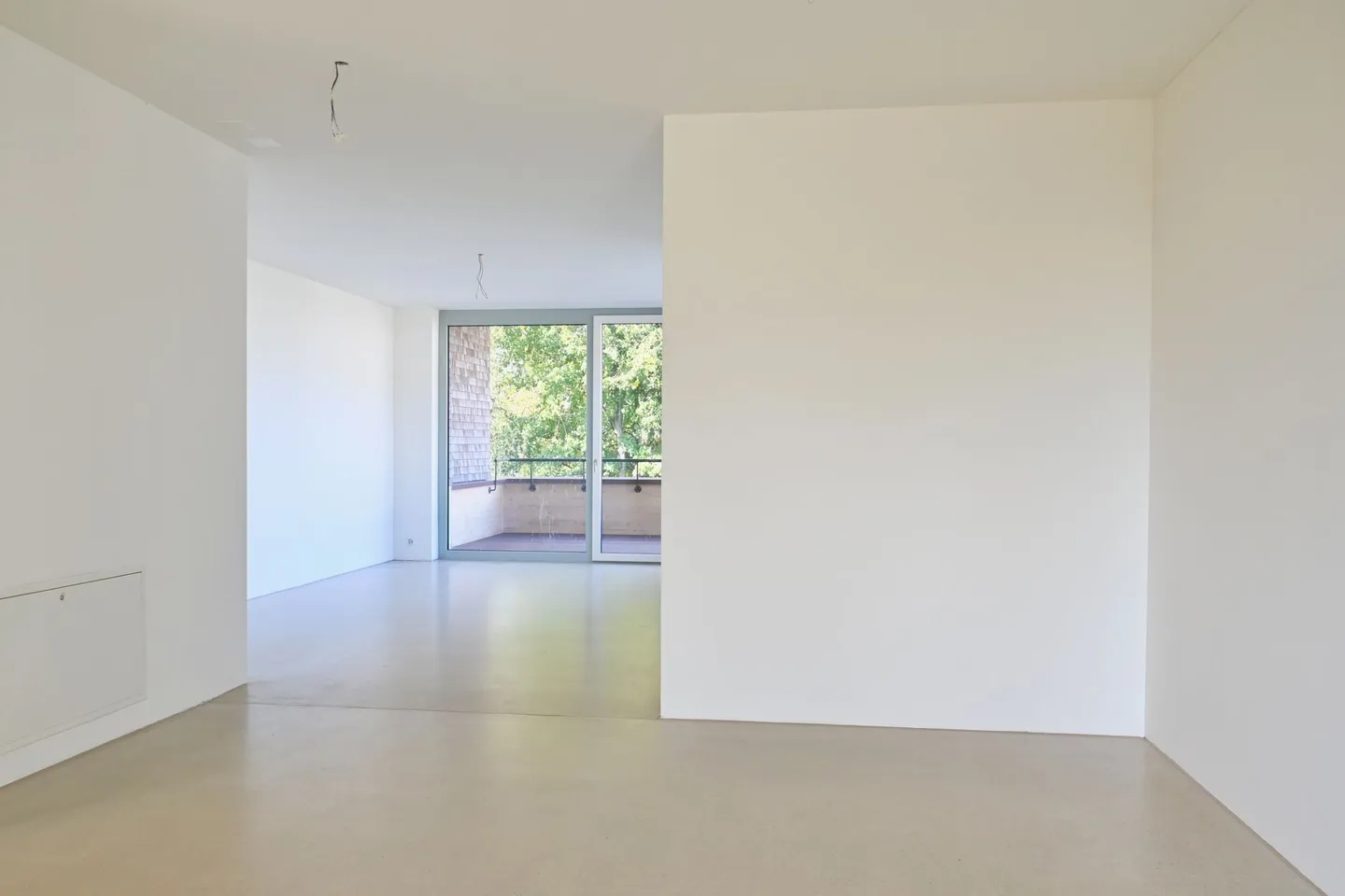 Modern and Charming 4.5 Room Apartment in Flawil - Photo 5 of 12