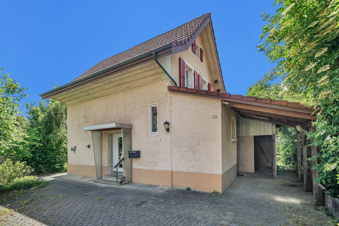 Charming, Central Single-Family Home with Garden in Herzogenbuchsee - Photo 19 of 19