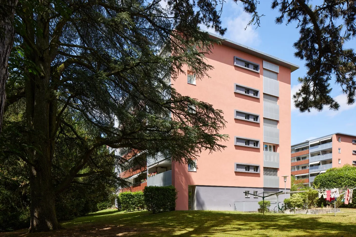 Appartement Charmant dans un Quartier Calme - Photo 3 sur 3