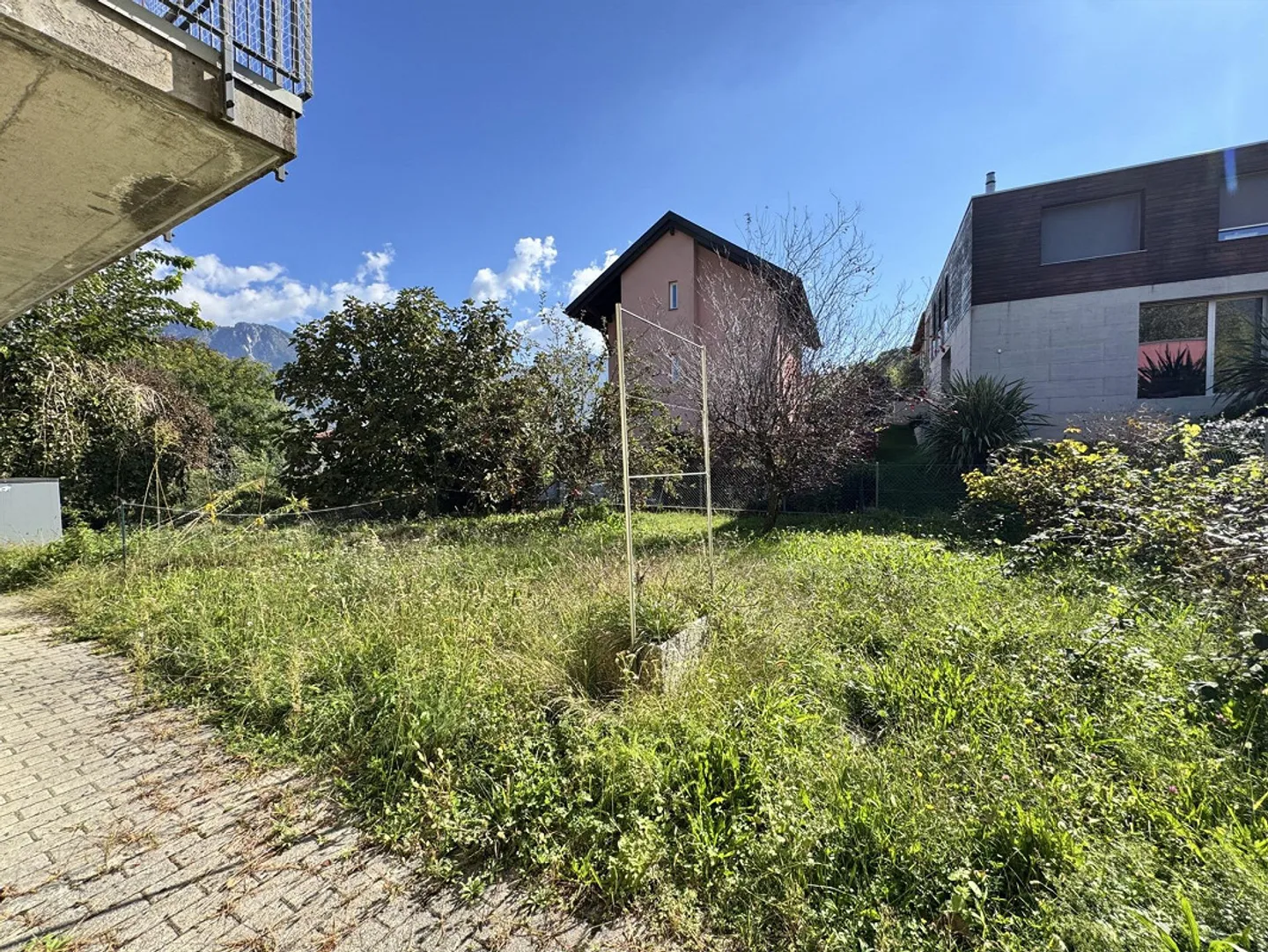 SPACIEUX ET LUMINEUX 3.5 PIÈCES AVEC JARDIN PRIVÉ À LUGAGGIA - Photo 7 sur 10