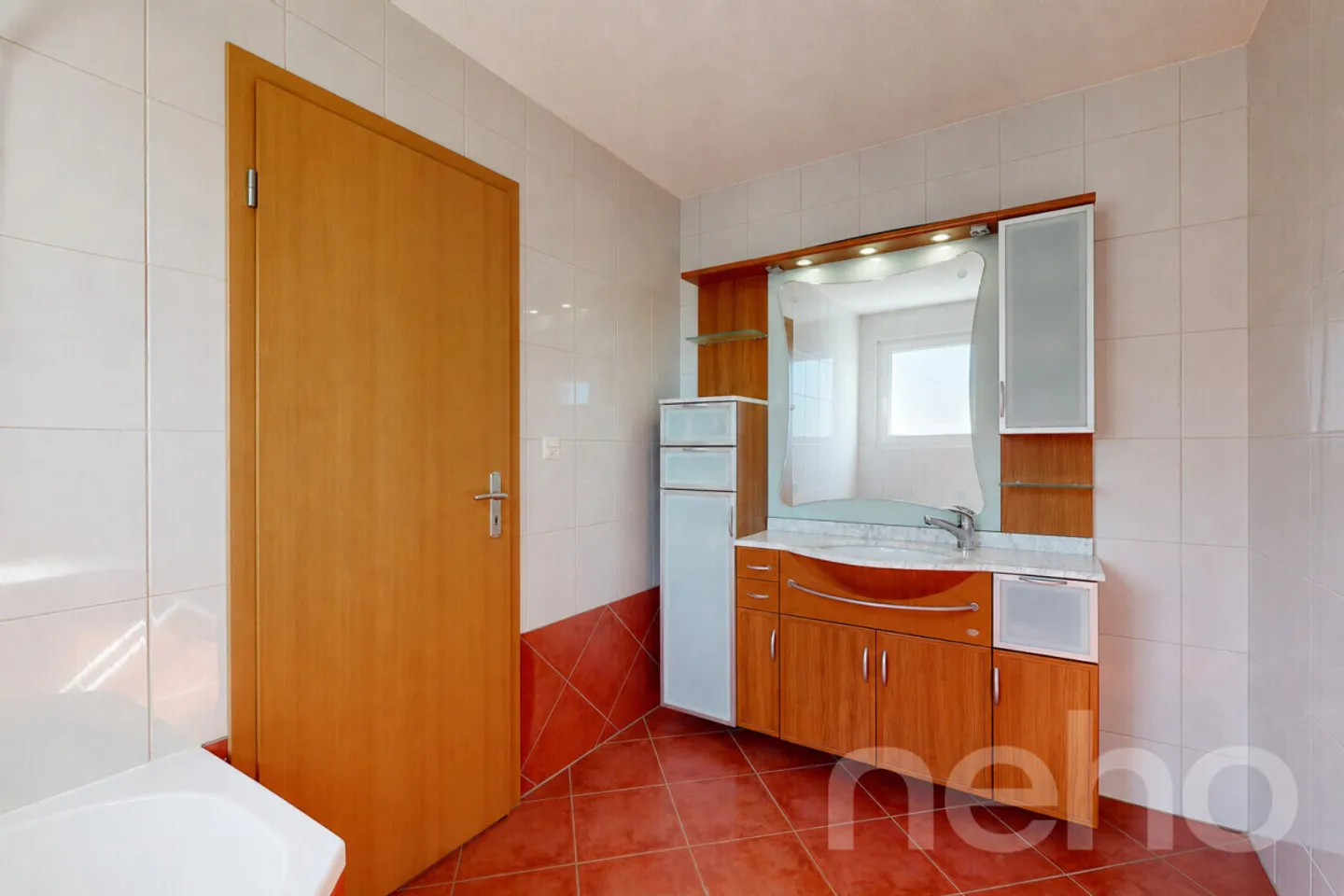 4.5 bright rooms in a quiet area, close to amenities - Photo 8 of 12