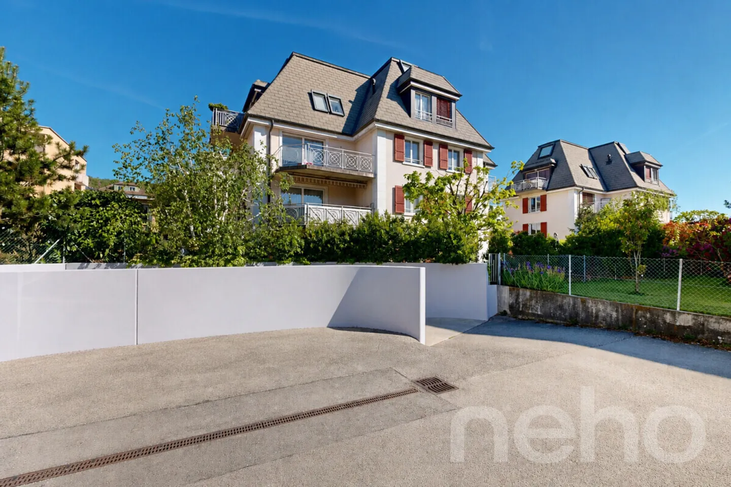 4.5 bright rooms in a quiet area, close to amenities - Photo 11 of 12